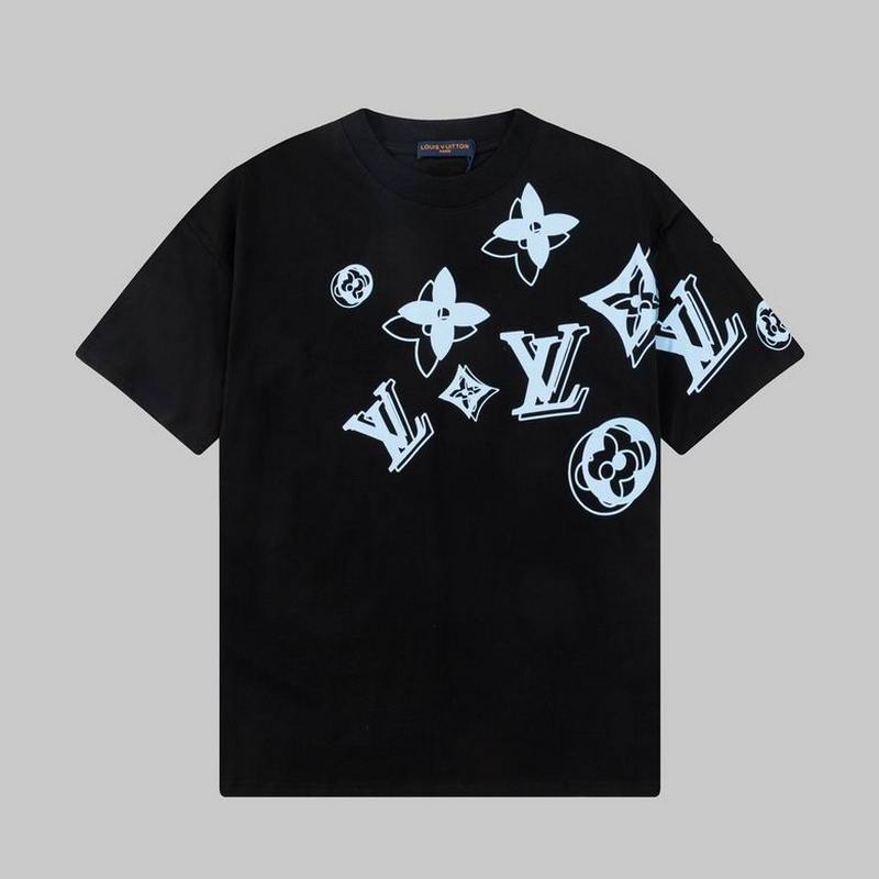 Louis Vuitton Men's T-shirts 133